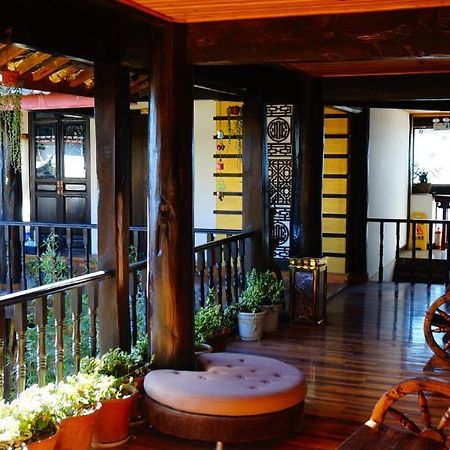 Lijiang Wangjia Courtyard Inn מראה חיצוני תמונה