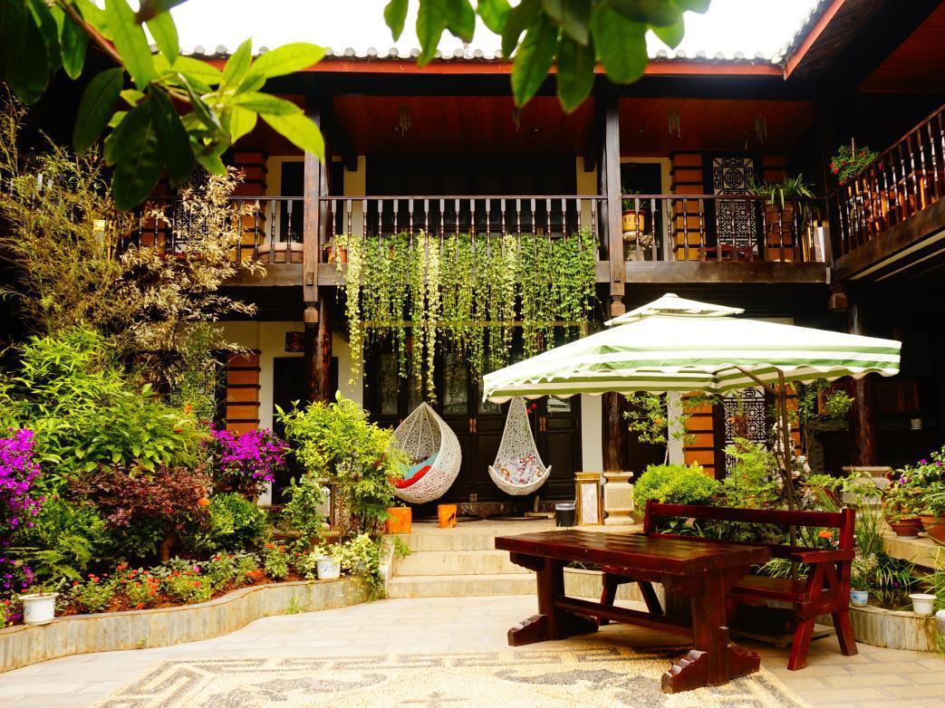 Lijiang Wangjia Courtyard Inn מראה חיצוני תמונה