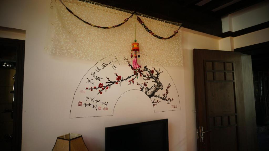 Lijiang Wangjia Courtyard Inn חדר תמונה